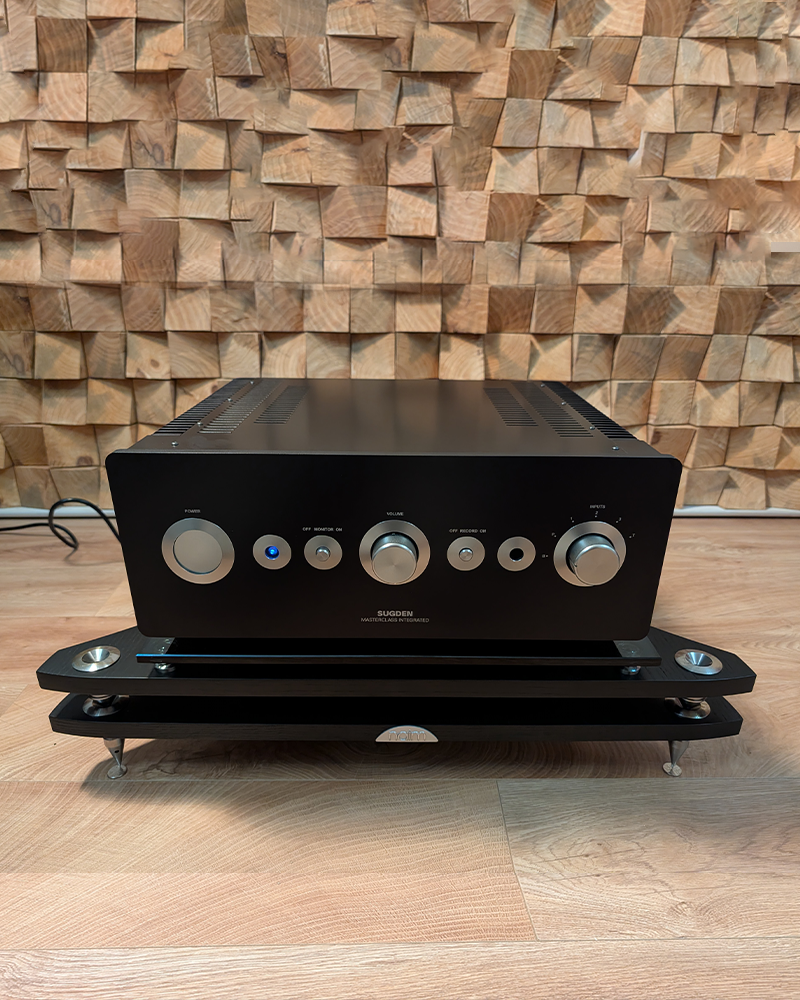 Sugden Masterclass IA-4 Class A Integrated Amplifier