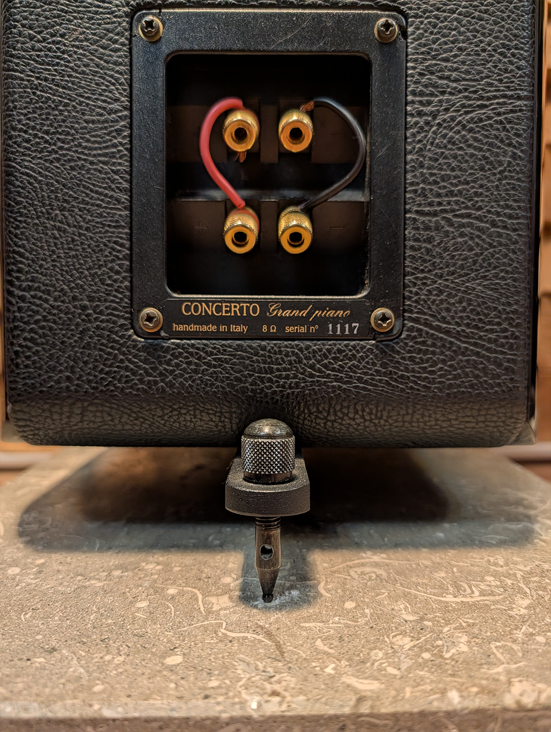 Sonus Faber Concerto Grand Piano Loudspeakers + Plinths