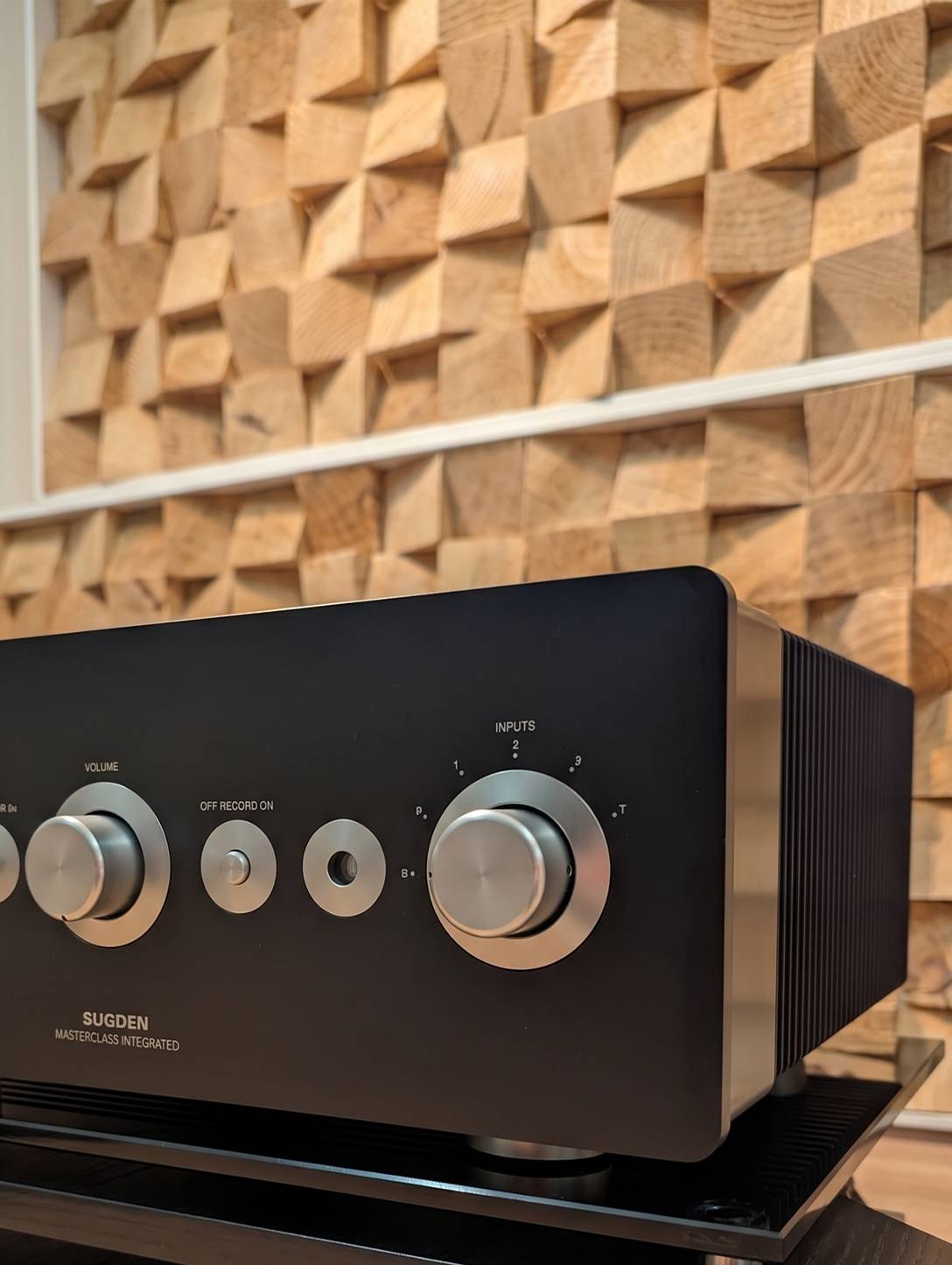 Sugden Masterclass IA-4 Class A Integrated Amplifier